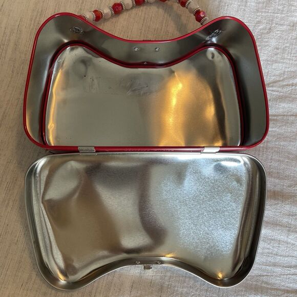 Hello Kitty Christmas Holiday Tin Purse Beaded Handle by Sanrio 2023 - Picture 5 of 5